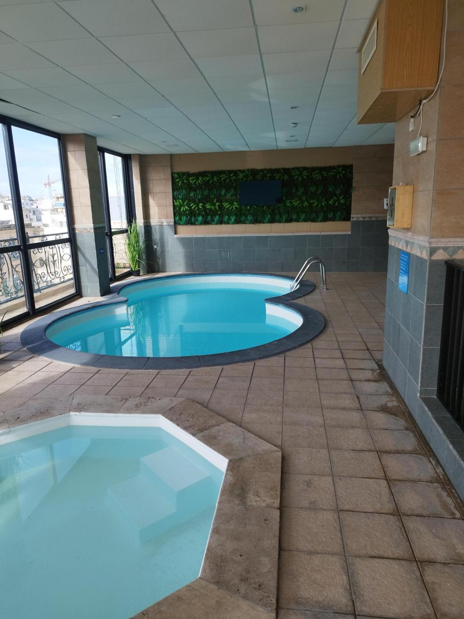 The Windsor Hotel Sliema Exterior photo
